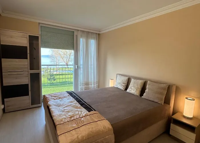 Apartment Luxury Lakeview In Siofok